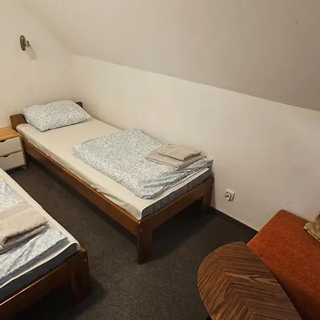 Szepty Lasu Πανσιόν 3*