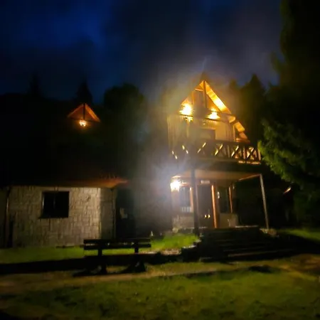Szepty Lasu Guest house